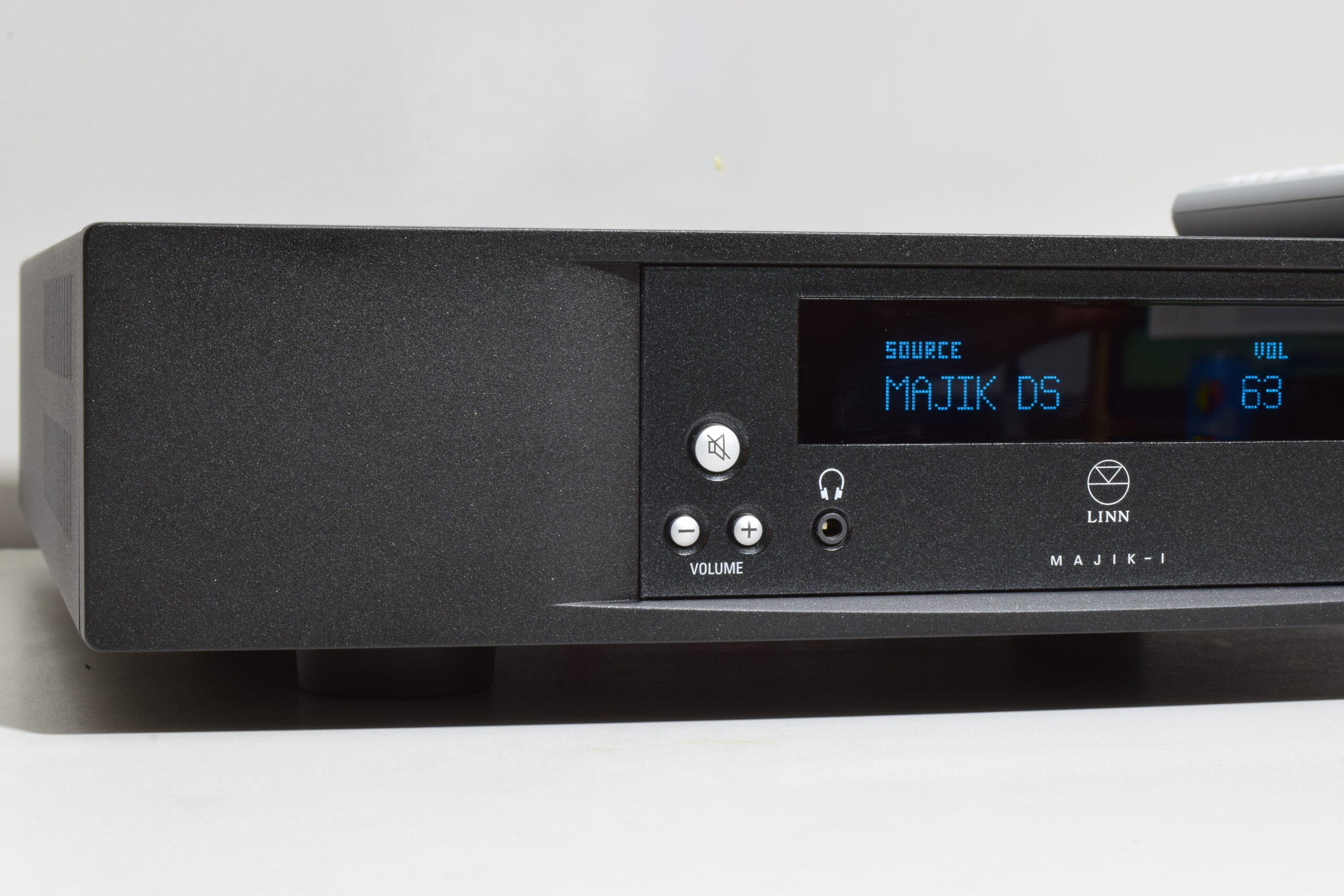LINN MAJIK-I INTEGRATED AMPLIFIER. DYNAMIK. CHAKRA. REMOTE. WITH PHONO MM. 5 LINN MAJIK-I INTEGRATED AMPLIFIER. DYNAMIK. CHAKRA. REMOTE. WITH PHONO MM. - Image 5