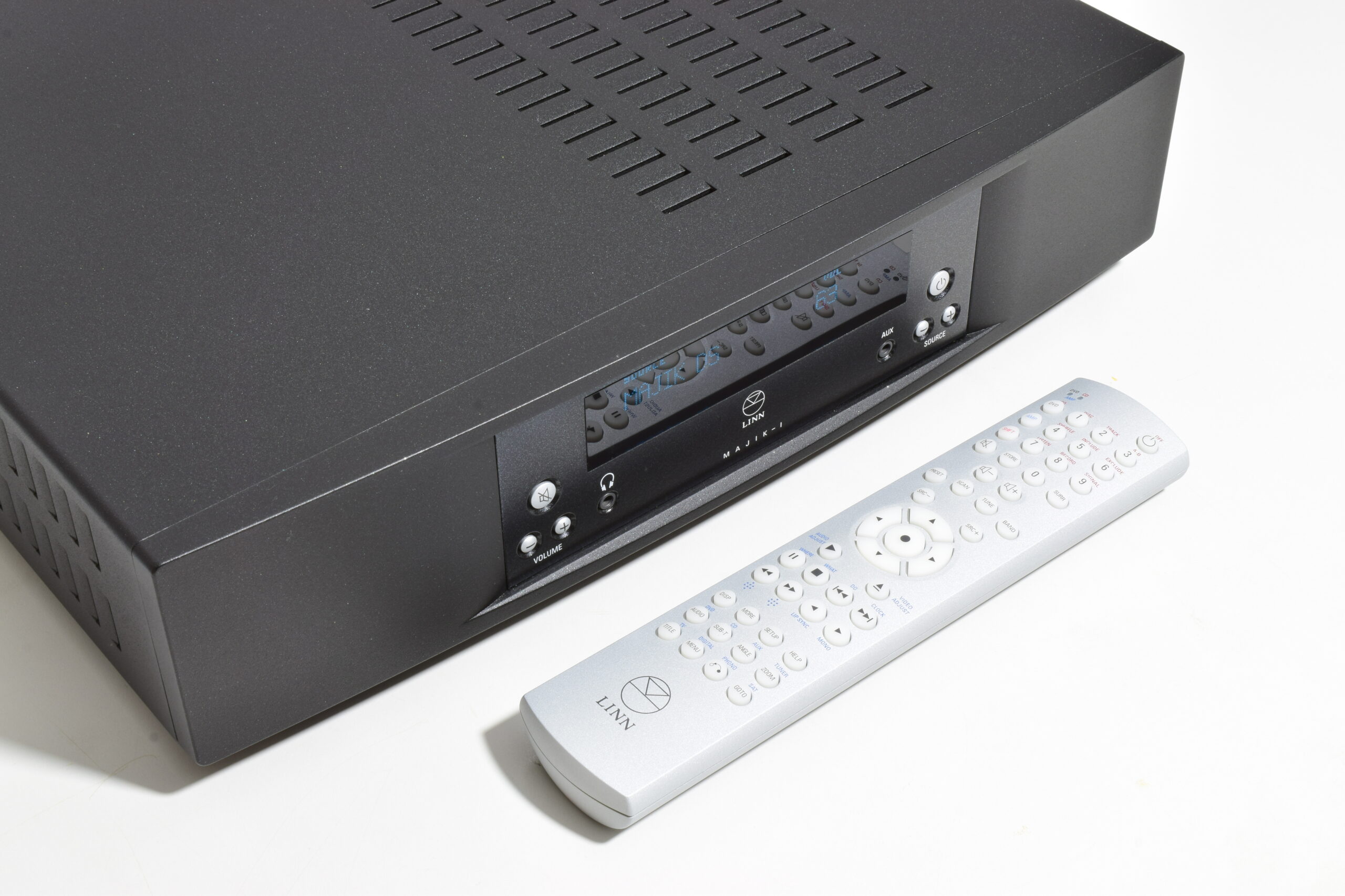 LINN MAJIK-I INTEGRATED AMPLIFIER. DYNAMIK. CHAKRA. REMOTE. WITH PHONO MM. 12 LINN MAJIK-I INTEGRATED AMPLIFIER. DYNAMIK. CHAKRA. REMOTE. WITH PHONO MM. - Image 12