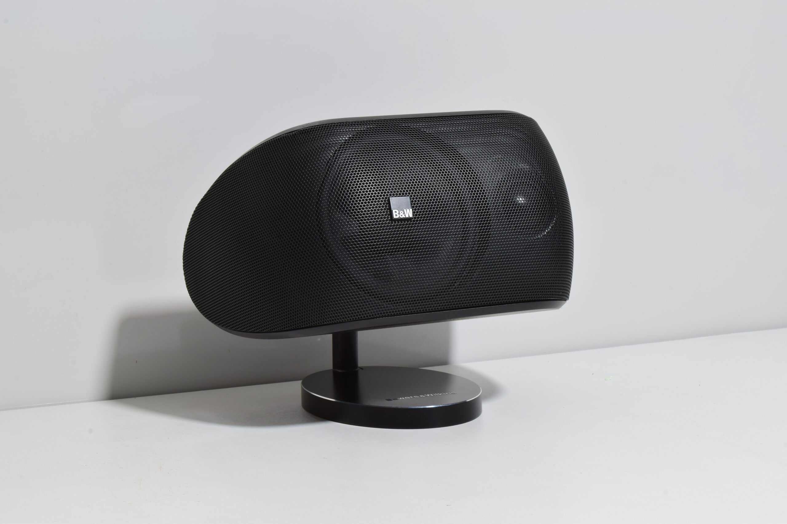 BOWERS & WILKINS (B&W) M-1 MK2 COMPACT CENTRE SPEAKER. MATT BLACK FINISH. NICE. 3 BOWERS & WILKINS (B&W) M-1 MK2 COMPACT CENTRE SPEAKER. MATT BLACK FINISH. NICE. - Image 3