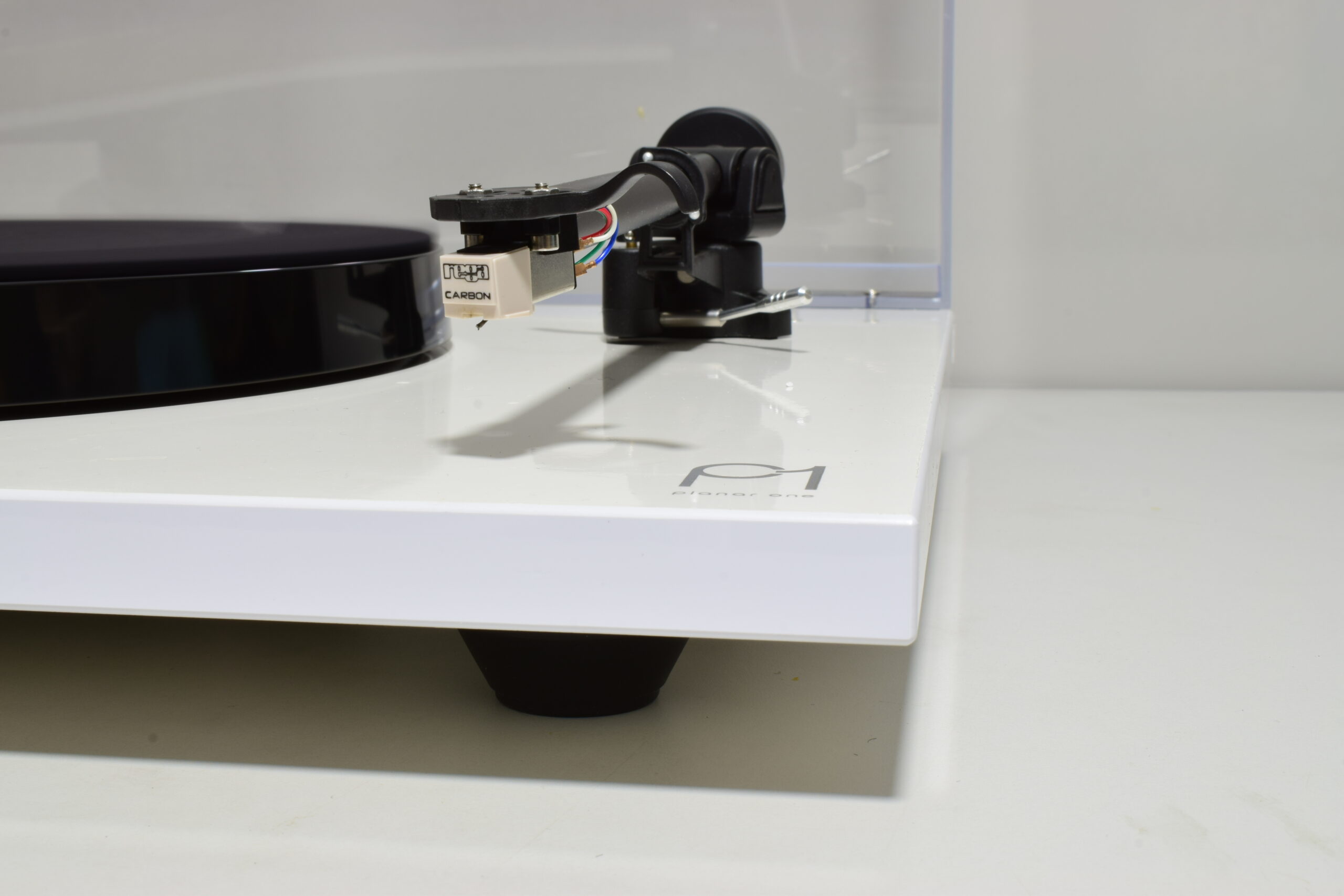 REGA PLANAR 1 TURNTABLE WITH CARBON REGA CARTRIDGE. WHITE. EXCELLENT CONDITION. 11 REGA PLANAR 1 TURNTABLE WITH CARBON REGA CARTRIDGE. WHITE. EXCELLENT CONDITION. - Image 11