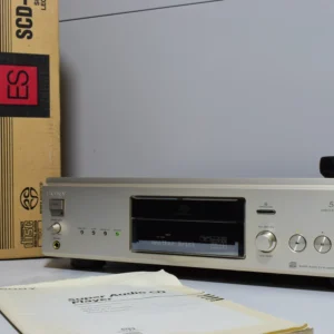 SONY SCD-555ES SUPER AUDIO CD PLAYER. BOXED WITH REMOTE & MANUAL. EXCELLENT.