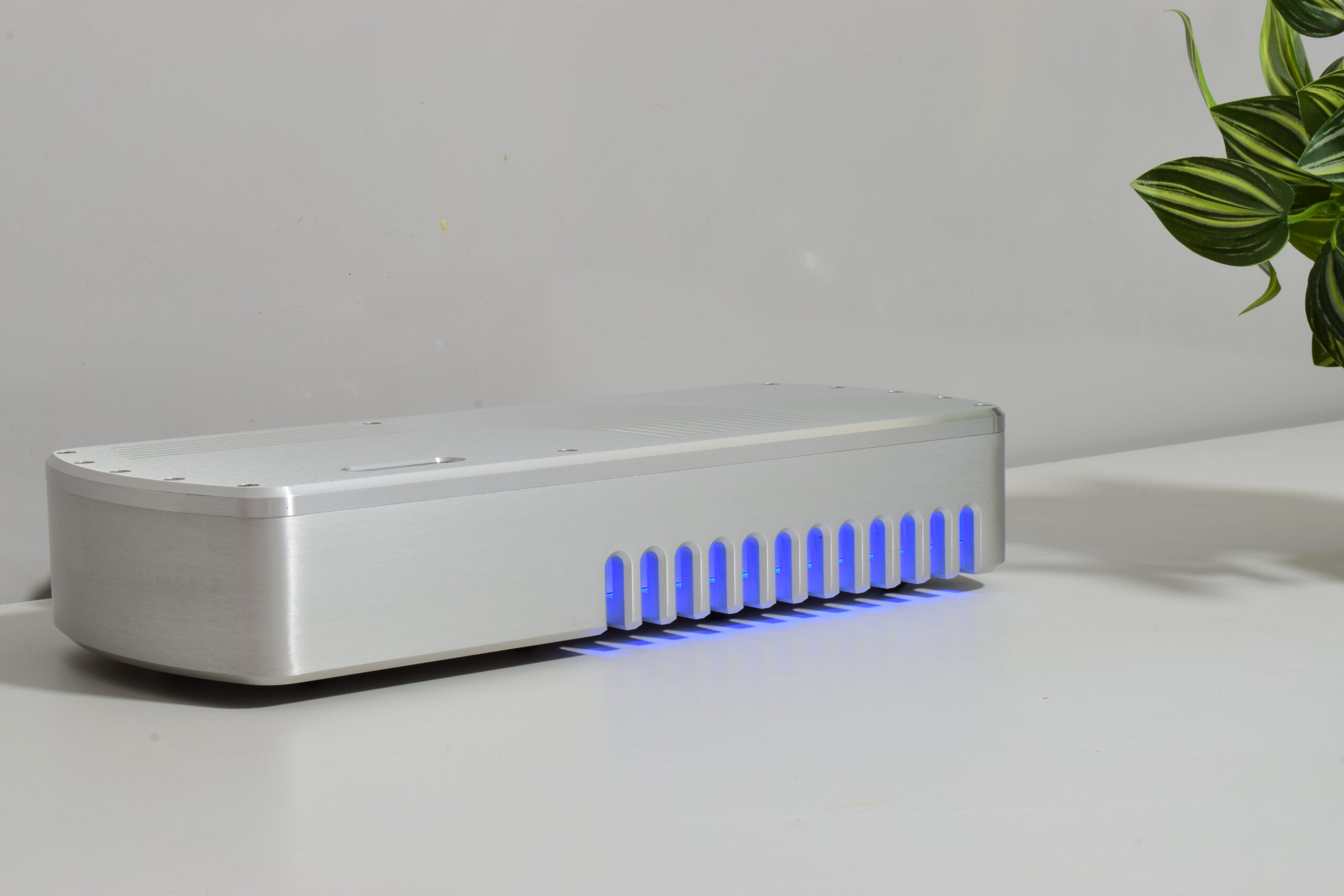 CHORD ELECTRONICS MEZZO 50 STEREO POWER AMPLIFIER. CHORAL SERIES. BEAUTIFUL. 3 CHORD ELECTRONICS MEZZO 50 STEREO POWER AMPLIFIER. CHORAL SERIES. BEAUTIFUL. - Image 3