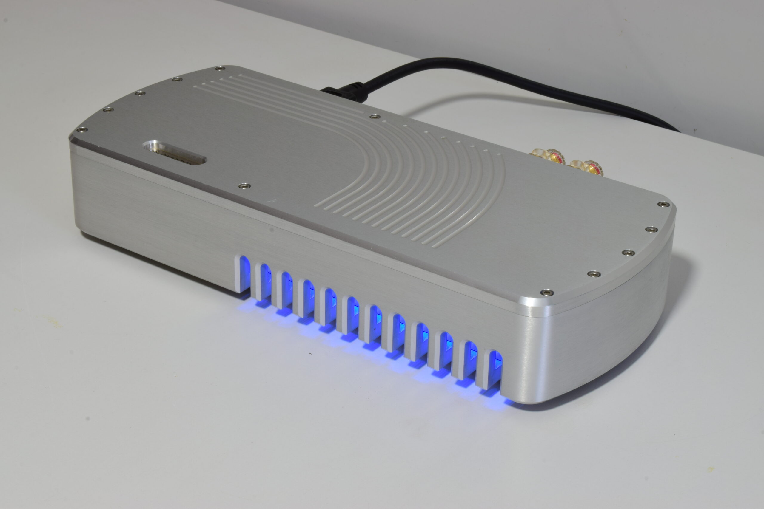 CHORD ELECTRONICS MEZZO 50 STEREO POWER AMPLIFIER. CHORAL SERIES. BEAUTIFUL. 6 CHORD ELECTRONICS MEZZO 50 STEREO POWER AMPLIFIER. CHORAL SERIES. BEAUTIFUL. - Image 6
