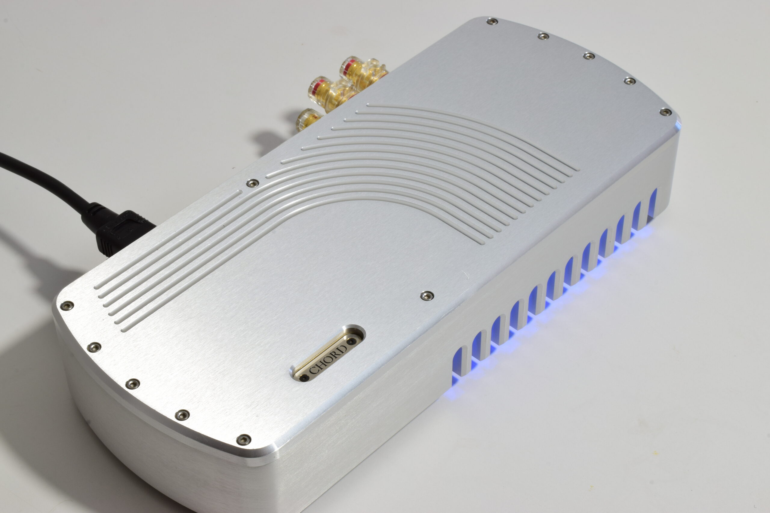 CHORD ELECTRONICS MEZZO 50 STEREO POWER AMPLIFIER. CHORAL SERIES. BEAUTIFUL. 9 CHORD ELECTRONICS MEZZO 50 STEREO POWER AMPLIFIER. CHORAL SERIES. BEAUTIFUL. - Image 9