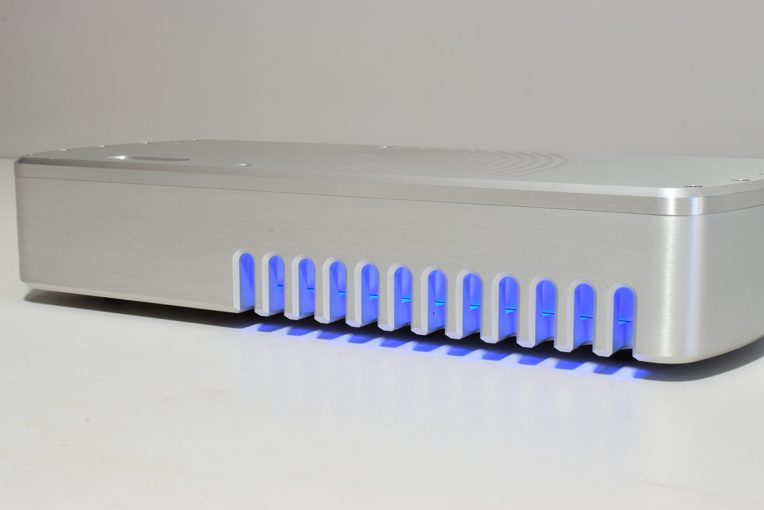 CHORD ELECTRONICS MEZZO 50 STEREO POWER AMPLIFIER. CHORAL SERIES. BEAUTIFUL. 12 CHORD ELECTRONICS MEZZO 50 STEREO POWER AMPLIFIER. CHORAL SERIES. BEAUTIFUL. - Image 12