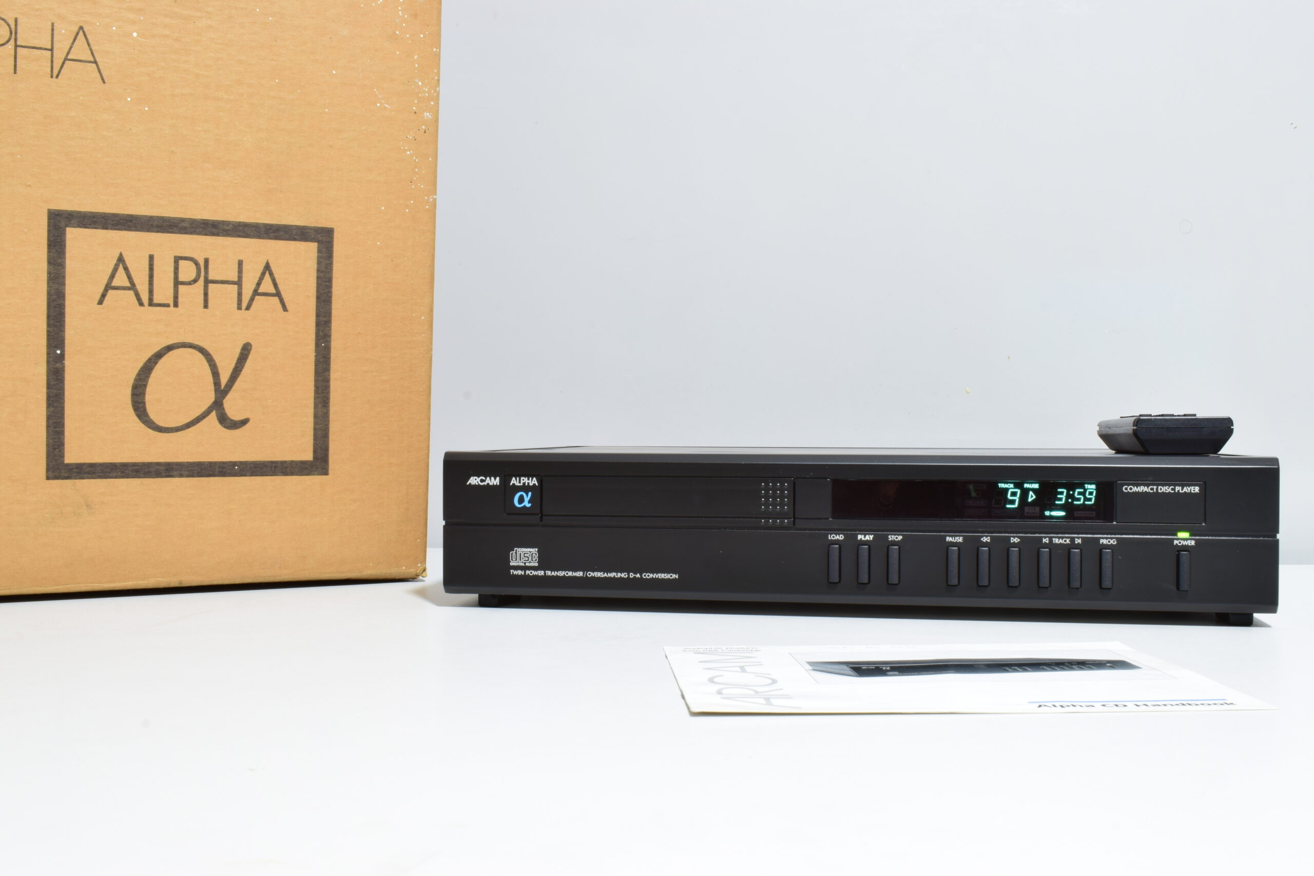 BOXED ARCAM ALPHA CD PLAYER WITH REMOTE CONTROL. NICE CONDITION. 1 BOXED ARCAM ALPHA CD PLAYER WITH REMOTE CONTROL. NICE CONDITION.