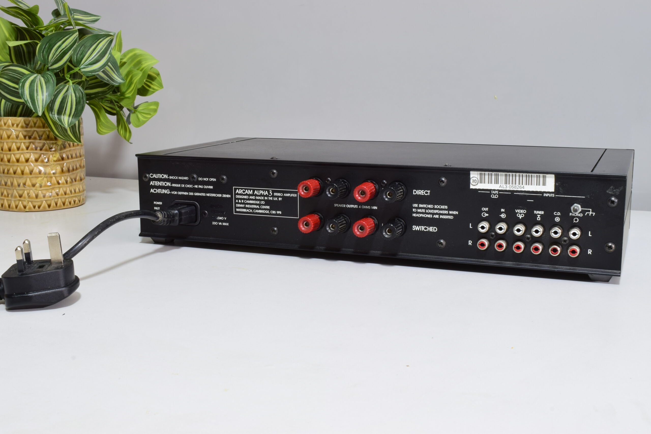 ARCAM ALPHA 3 INTEGRATED AMPLIFIER WITH PHONO IN. VERY NICE SOUND. 11 ARCAM ALPHA 3 INTEGRATED AMPLIFIER WITH PHONO IN. VERY NICE SOUND. - Image 11