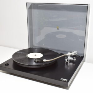 REGA PLANAR 3 TURNTABLE WITH UPGRADED RCA CABLES PLUS S SHAPED R200 TONEARM.