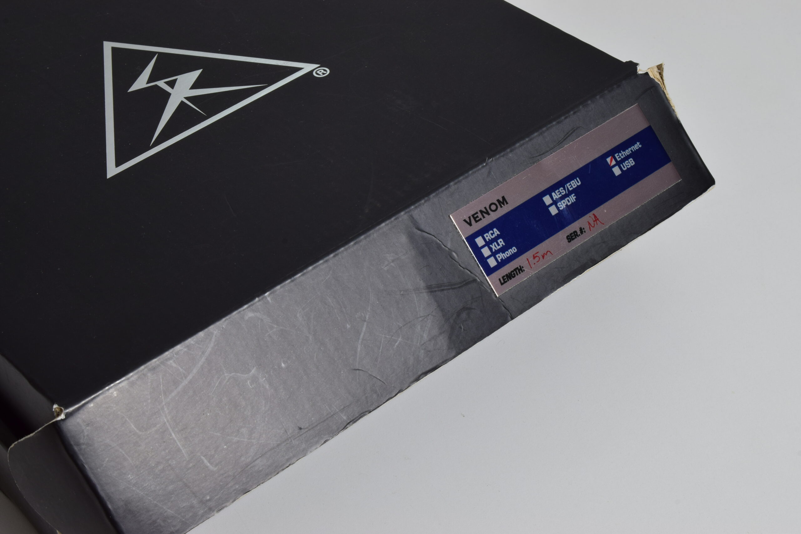 BOXED SHUNYATA RESEARCH VENOM ETHERNET CABLE. PREMIUM, AUDIOPHILE GRADE. 3 BOXED SHUNYATA RESEARCH VENOM ETHERNET CABLE. PREMIUM, AUDIOPHILE GRADE. - Image 3