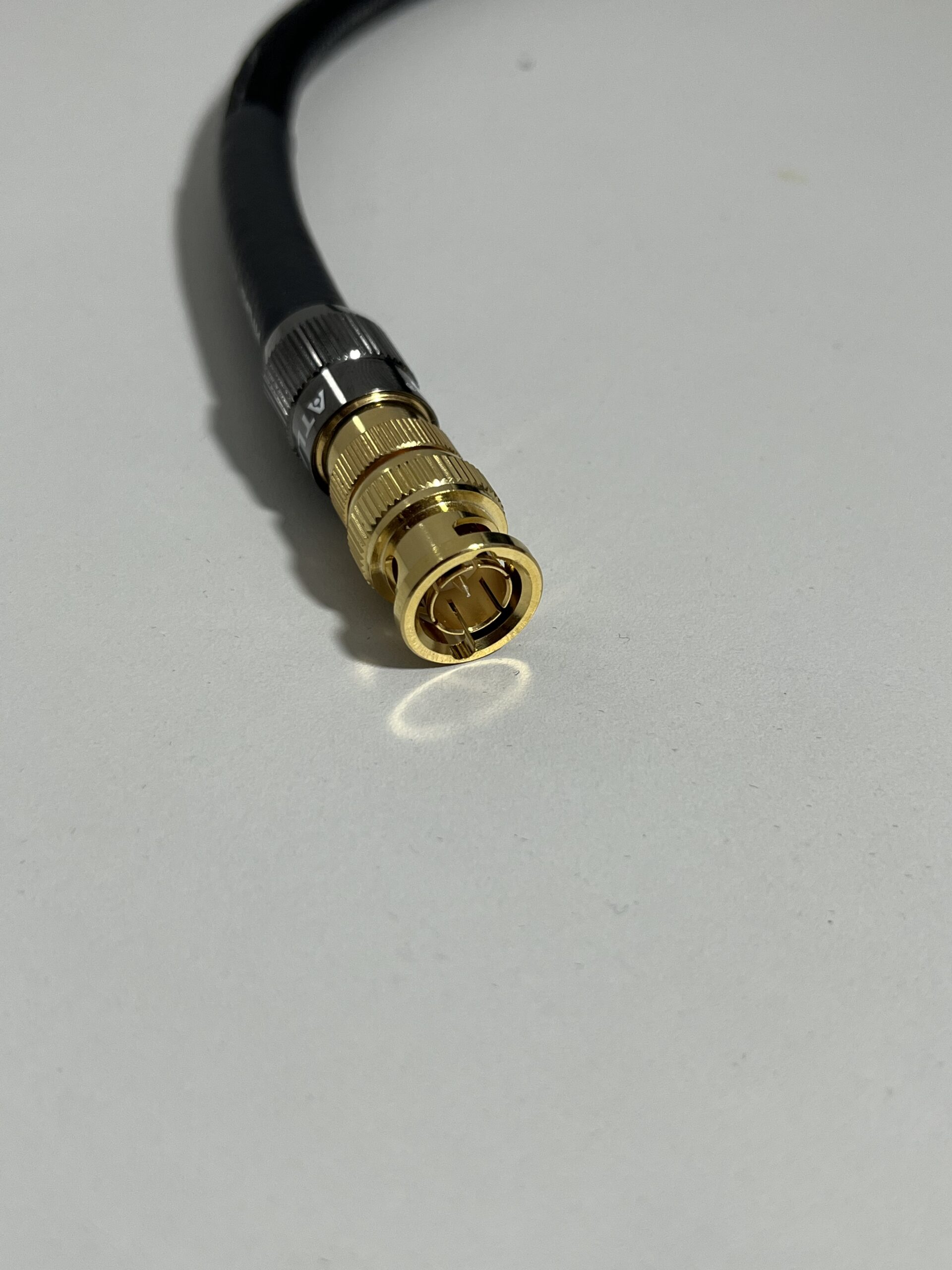 ATLAS MAVROS 75 OHM DIGITAL BNC TO BNC HI FI CABLE. 0.5M. ONE OWER FROM NEW. 4 ATLAS MAVROS 75 OHM DIGITAL BNC TO BNC HI FI CABLE. 0.5M. ONE OWER FROM NEW. - Image 4