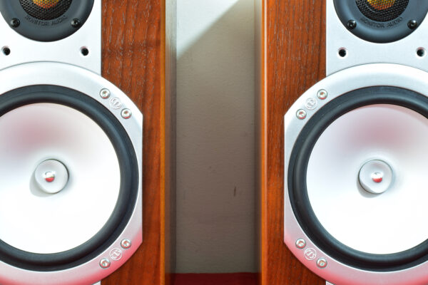 MONITOR AUDIO SILVER RS 1 BOOKSHELF SPEAKERS. C CAM. ROSEWOOD FINISH WITH GRILLS. - Image 5