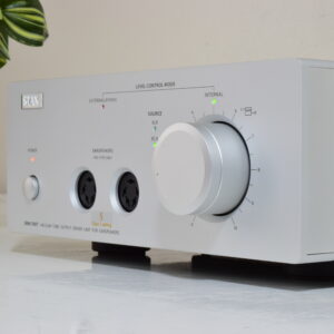STAX SRM-700T VACUUM TUBE OUTPUT DRIVER UNIT FOR ELECTROSTATIC HEADPHONES. BOXED.