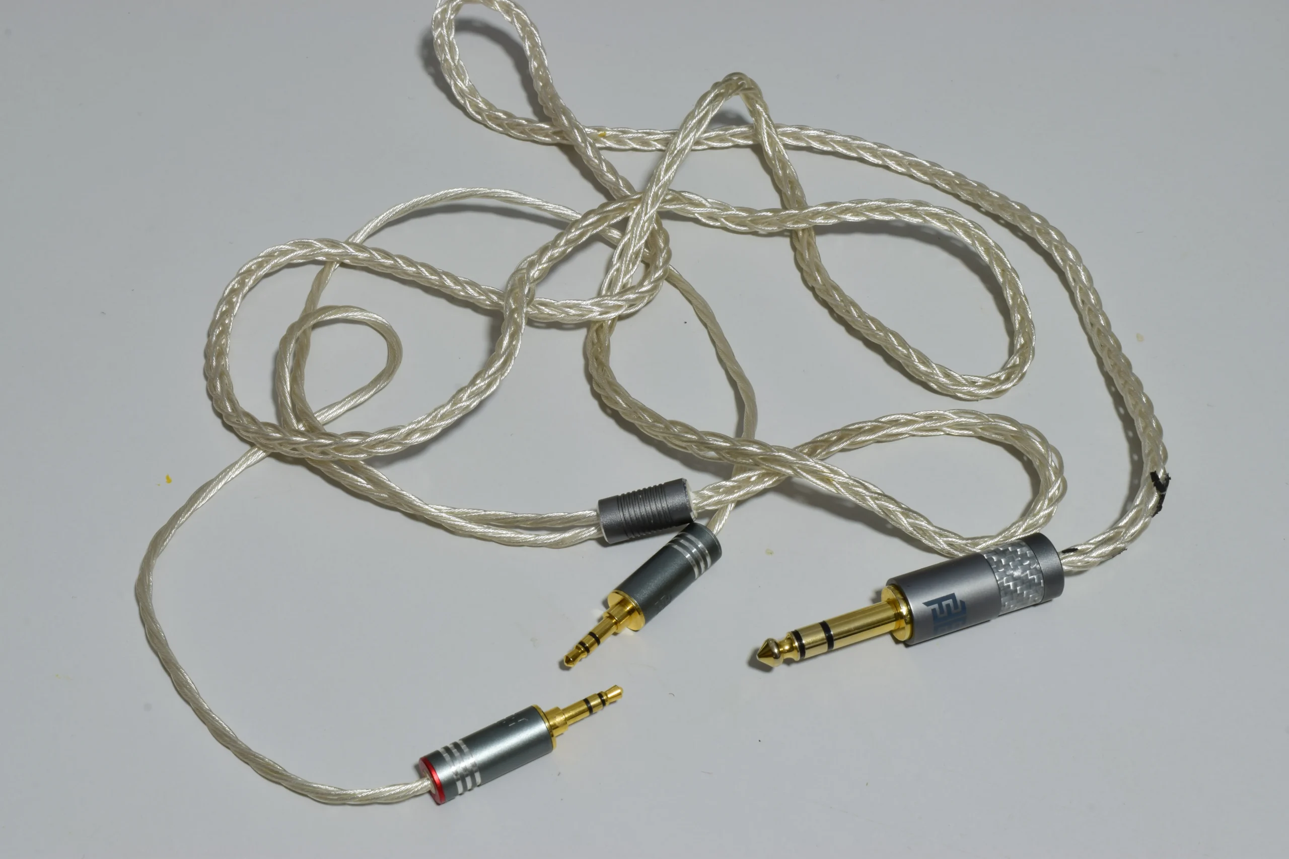 FOCAL STELLIA REFERENCE CLOSED-BACK HI FI HEADPHONES. BERYLLIUM DRIVERS. 6 FOCAL STELLIA REFERENCE CLOSED-BACK HI FI HEADPHONES. BERYLLIUM DRIVERS. - Image 6