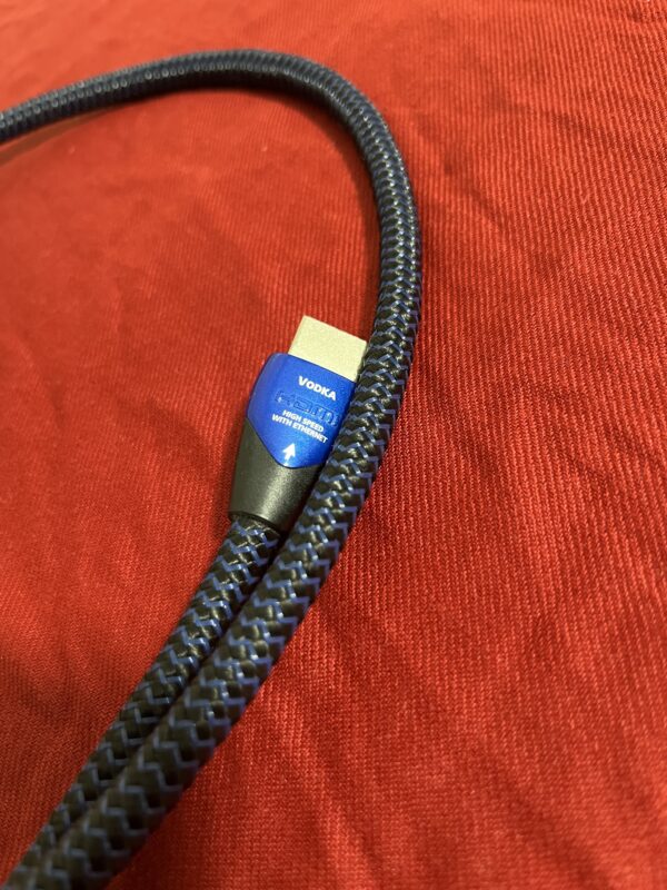 AUDIOQUEST VODKA HDMI. HIGH SPEED WITH ETHERNET. 1.5M LONG.